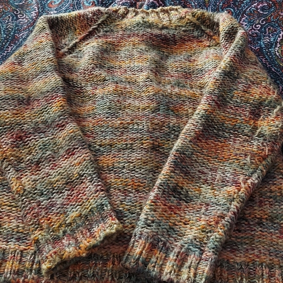 Warm & Colorful Buttin down Sweater - Picture 3 of 4